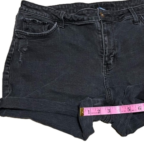 Arizona Black Distressed Jean Shorts Cotton Spandex Rolled Hem Junior Size 17 - Picture 9 of 10